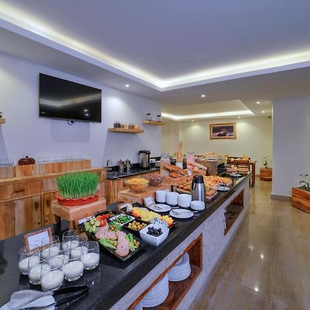 Aabas Pokhara By Barahi Hospitality Hotel Exterior foto